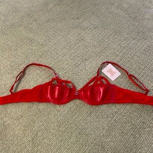 NWT Savage Fenty red leather balconette bra 36C